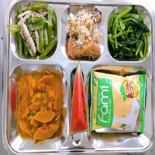 cung-cap-suat-an-benh-vien_02