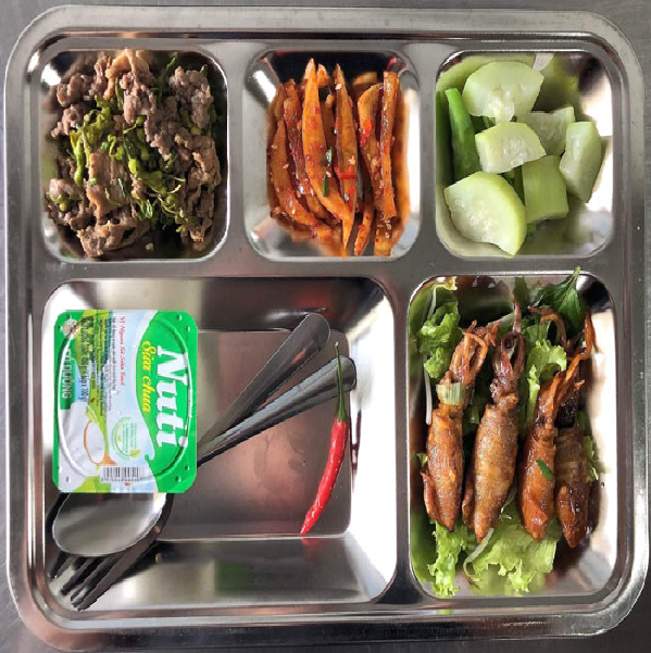 cung-cap-suat-an-cong-nhan_02